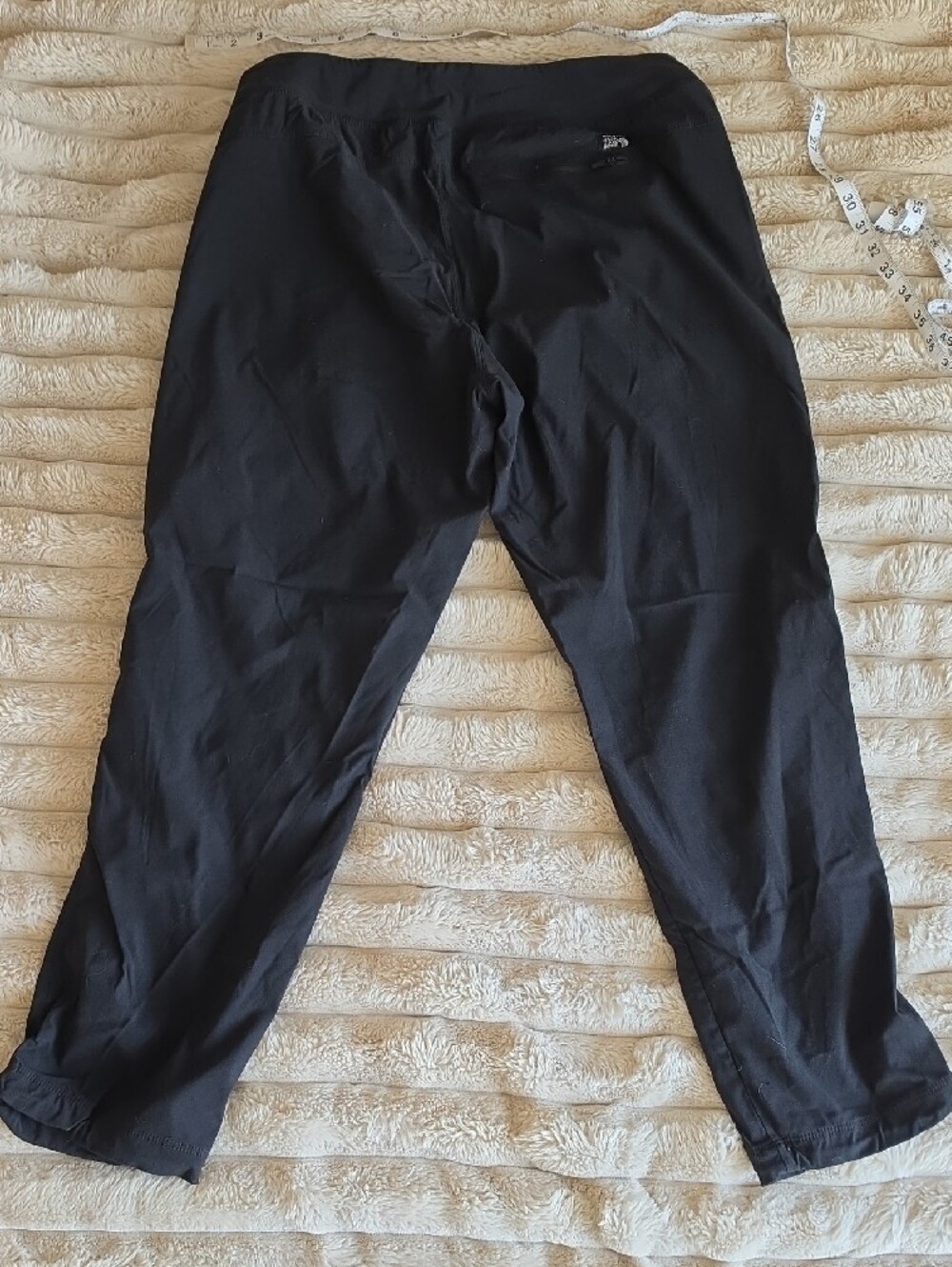 Mountain Hardwear Black Hiking Joggers, Large - Picture 2 of 9